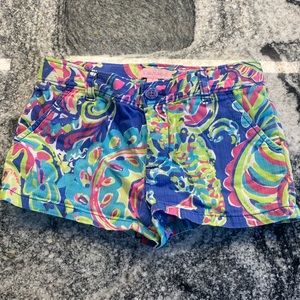 Lilly Pulitzer girl shorts - size 7